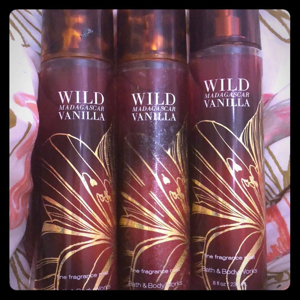 New bundle 3  vanilla spray bath and body